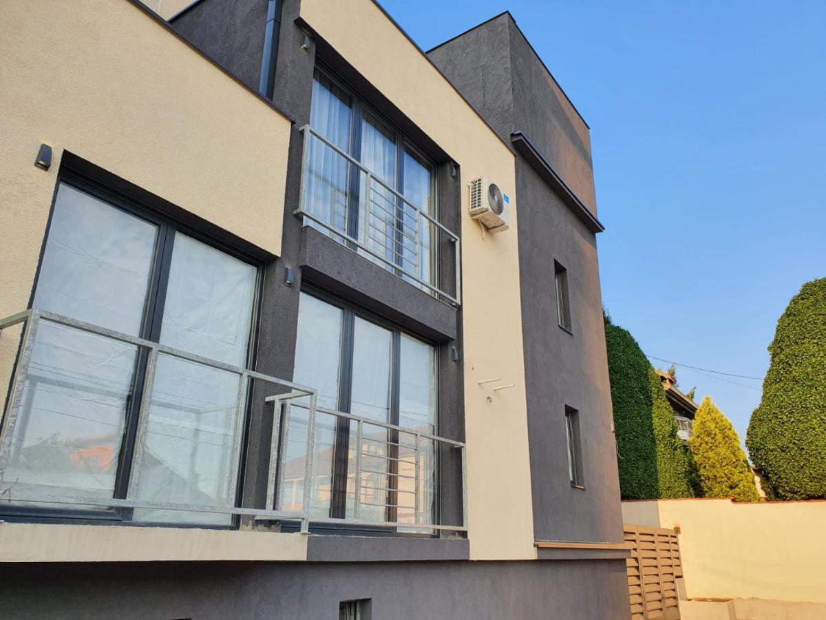 Rei House Apartmani Belgrado Esterno foto