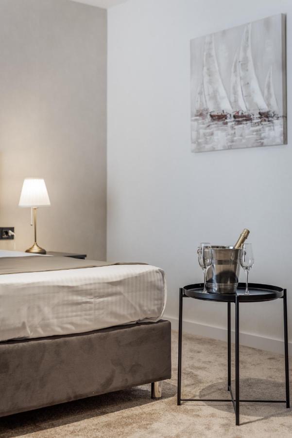 Rei House Apartmani Belgrado Esterno foto