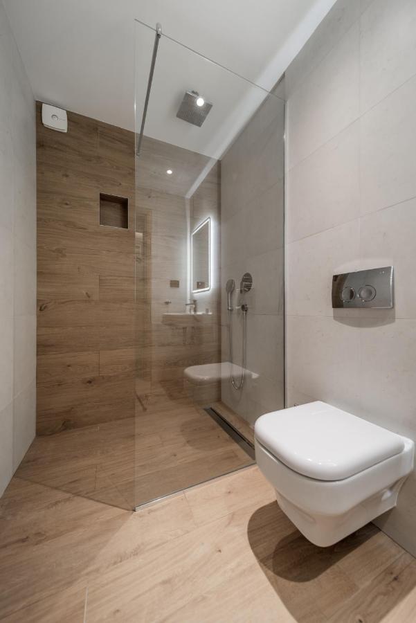 Rei House Apartmani Belgrado Esterno foto